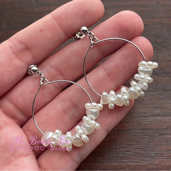 Pearl Stud Earrings - Picture 3 of 5